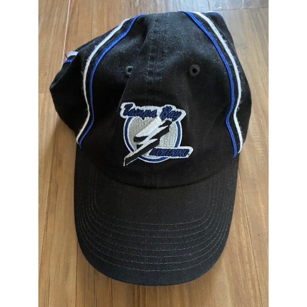 Tampa Bay Lightning NHL Hat (Adjustable One Size Fits All)